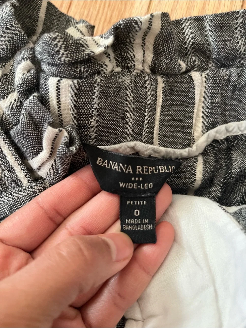 Banana Republic Black and White Striped Linen Wide Leg Pants 0 Euro Summer Beach